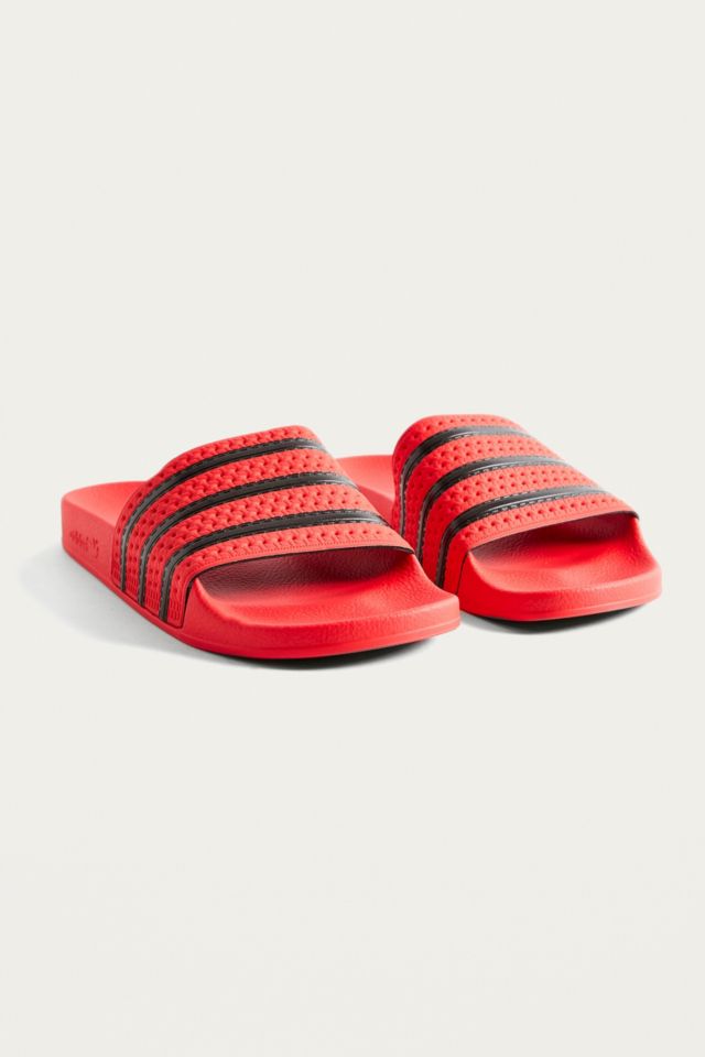 adilette coral