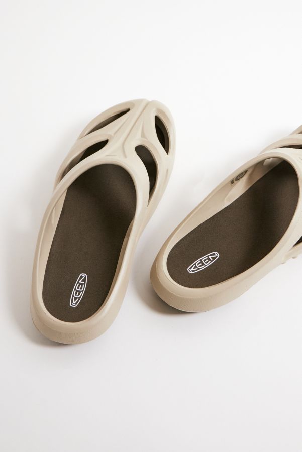 Vista diapositiva: 5: KEEN Shanti Taupe Slider Sandals