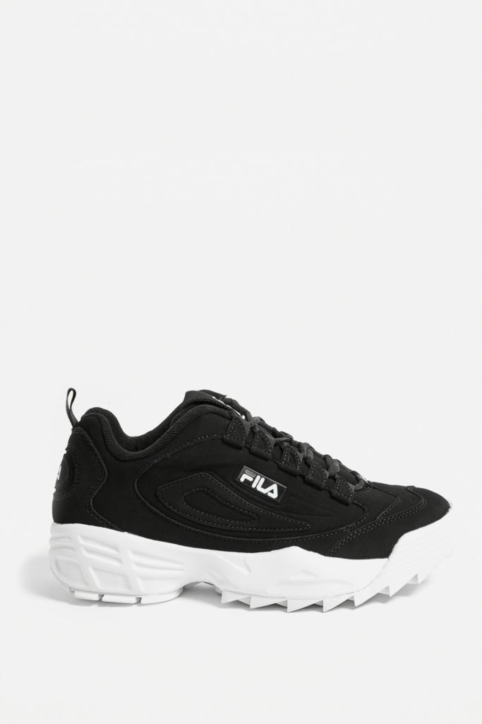 fila disruptor trainers size 3