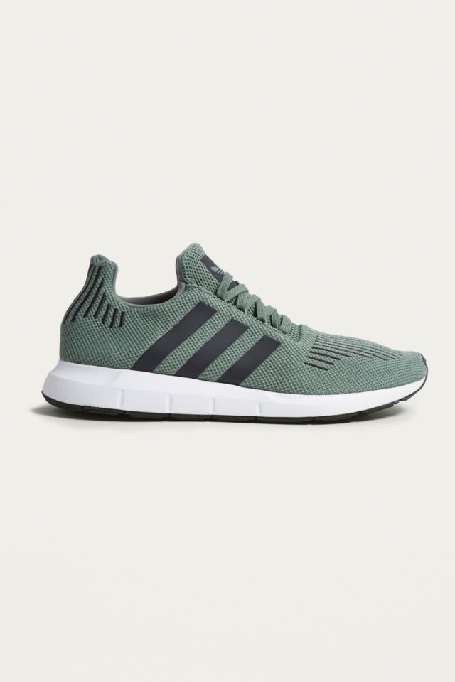 adidas Originals Swift Run Green Trainers | Urban Outfitters UK