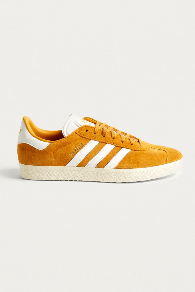 adidas Gazelle Gold Suede Trainers | Urban Outfitters UK