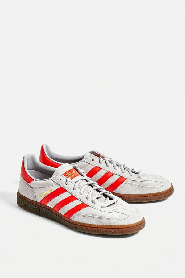 adidas Basket de handball Spezial grises Urban Outfitters FR