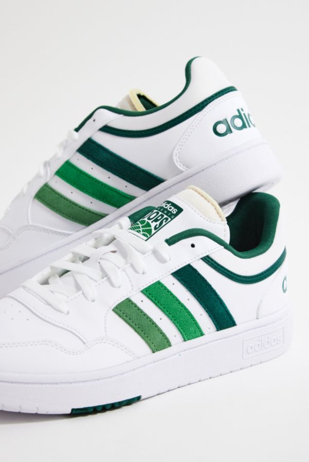 Vista diapositiva: 2: adidas Bianco & Verde Hoops 3.0 Scarpe da Ginnastica Basse