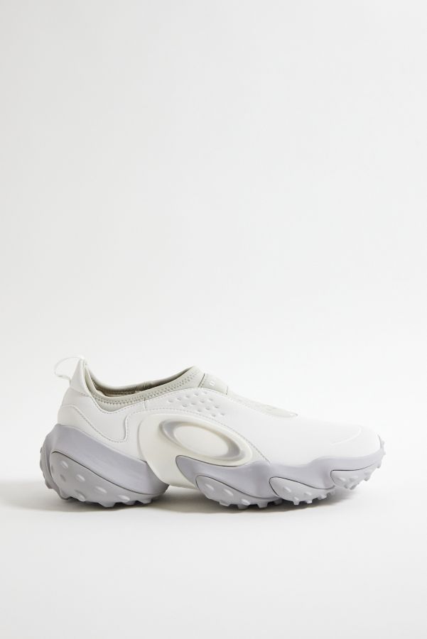 Slide View: 3: Oakley Edge Icon White Trainers