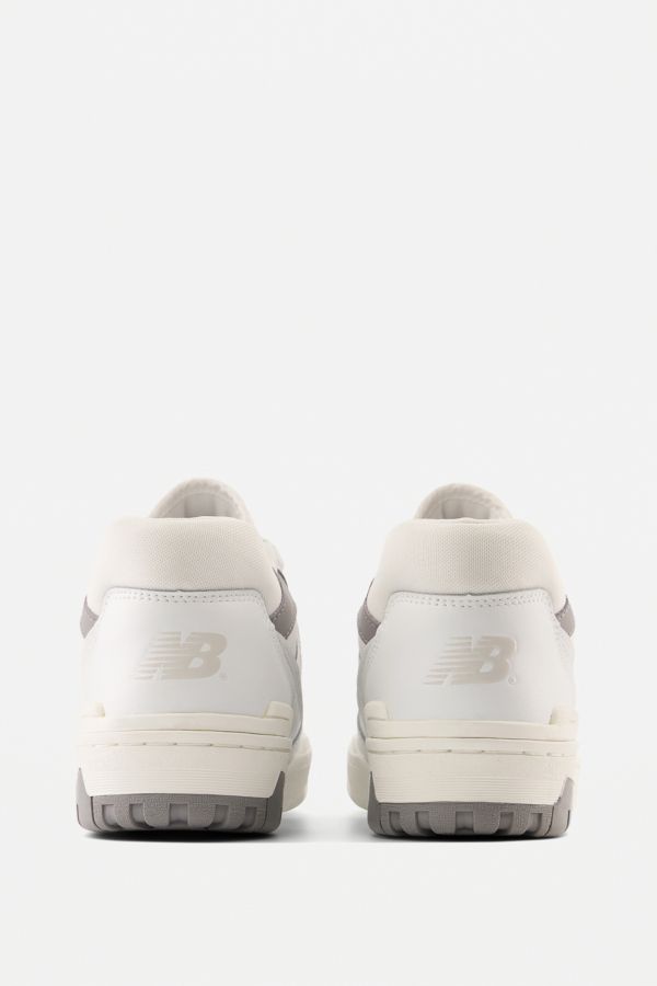 Slide View: 7: New Balance - Baskets BB550 blanc et gris