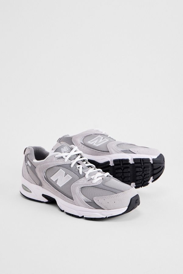 Slide View: 1: New Balance Grey 530 Trainers