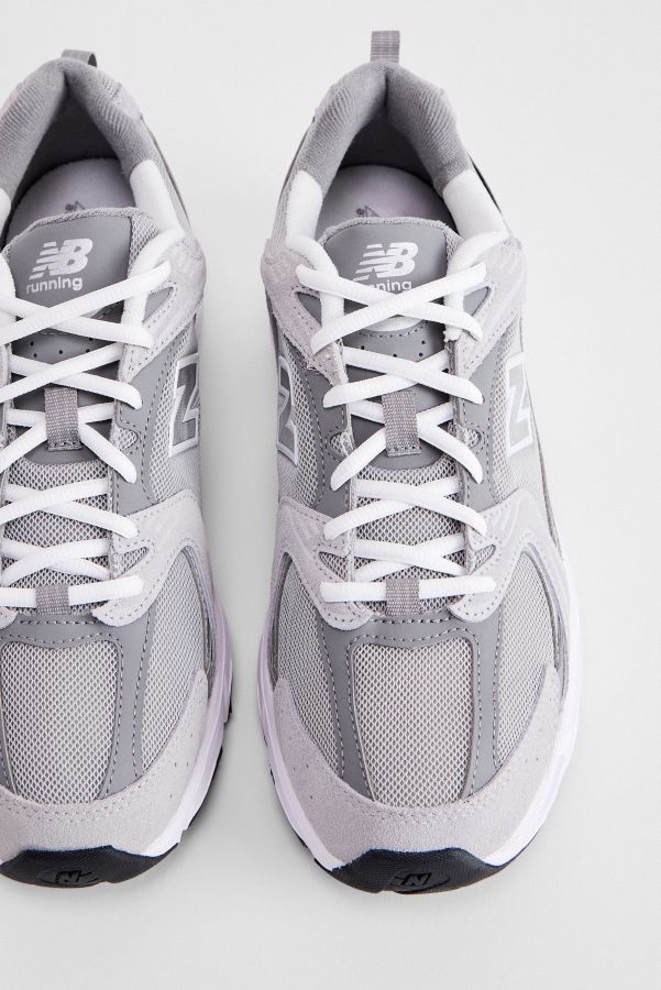 Slide View: 3: New Balance Grey 530 Trainers