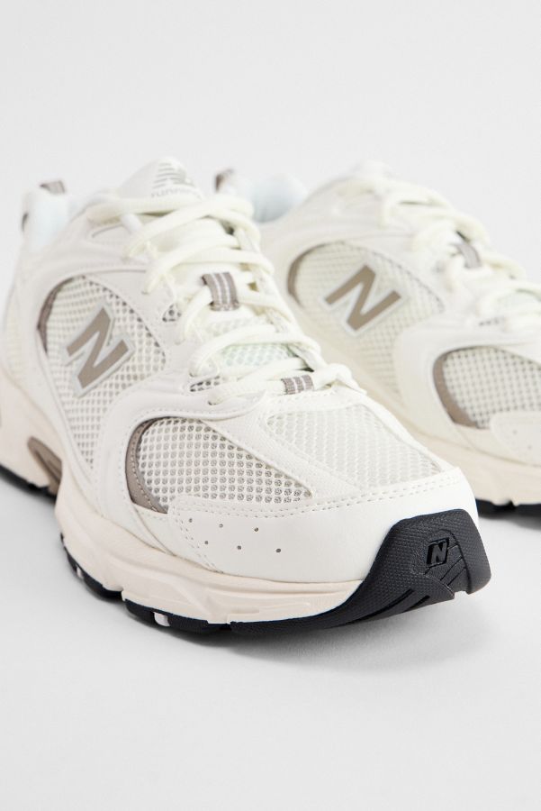 Slide View: 3: New Balance Chalk 530 Turnschuhe