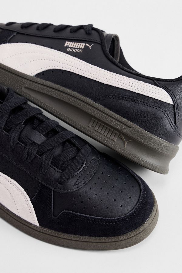 Slide View: 4: PUMA Schwarz & Weiß Indoor Trainers