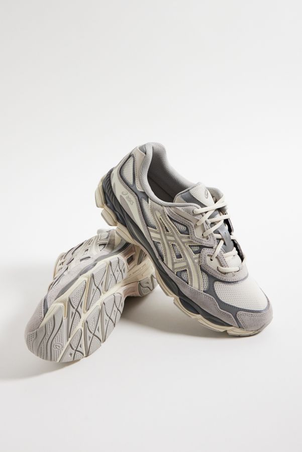 Vista diapositiva: 1: Scarpe da Ginnastica ASICS Gel-NYC Crema