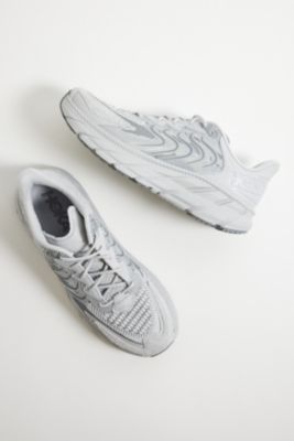 HOKA Stardust Clifton LS Trainer