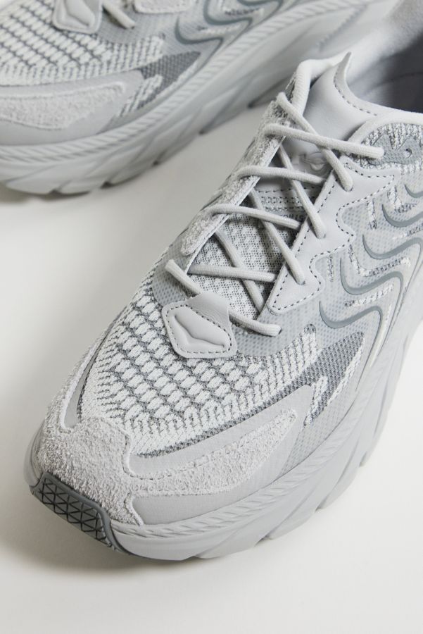 Vista de diapositivas: 4: Entrenador HOKA Stardust Clifton LS