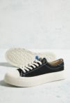 Visualizzazione miniature 5: East Pacific Trade Black Dive Canvas Trainers