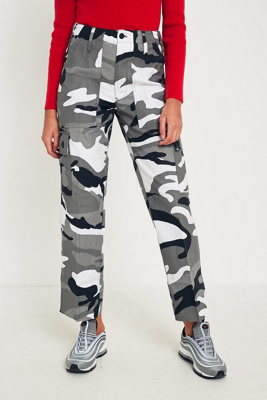 womens camo cargo pants urban outfitters