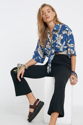 black cropped kick flare trousers