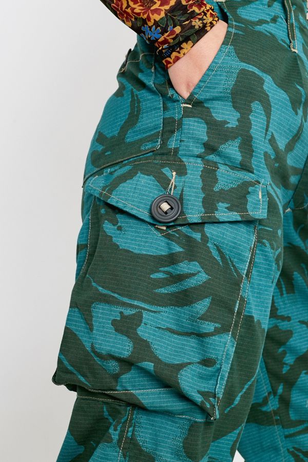 Urban Renewal Remade Overdyed Turquoise Camo Trousers | Urban Outfitters UK
