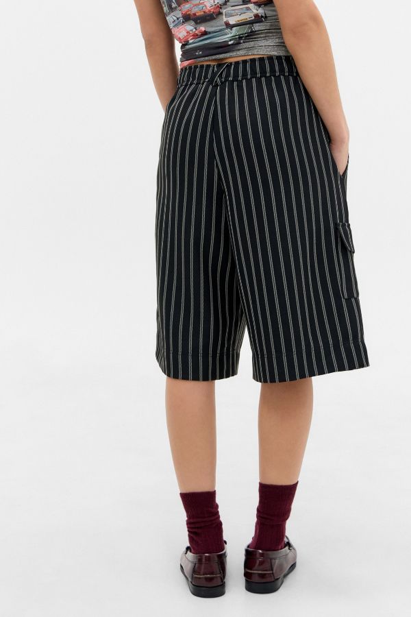 Slide View: 4: Archive Chez UO Shorts Taille Basse à Rayures Noires