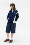 Thumbnail View 2: Archive bei UO Navy Nadelstreifen Niedrige Taille Shorts