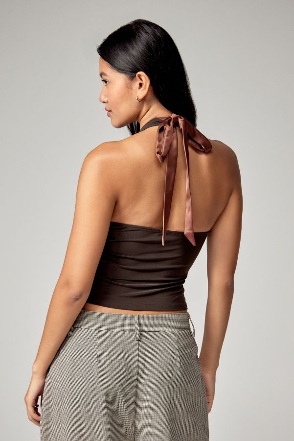 Vista de diapositivas: 4: Archive At UO Top Halter Chocolate