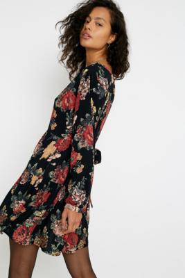 urban outfitters black floral dress