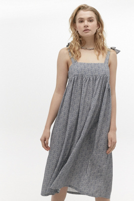 urban outfitters blue floral dress