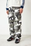 Thumbnail View 3: Urban Renewal Salvaged Deadstock – Cargohose mit Camouflage-Muster