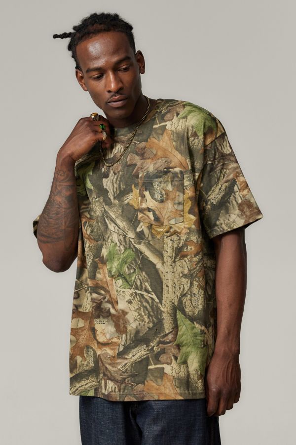 Slide View: 1: Urban Renewal Salvaged Deadstock Mossey Oak T-Shirt