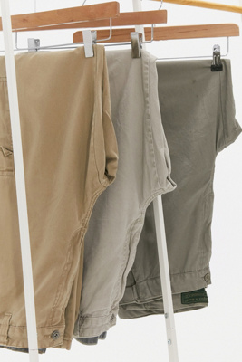 mens beige cargo trousers