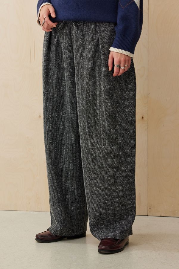 Slide View: 1: Pantalons Lorena noirs Archive At UO