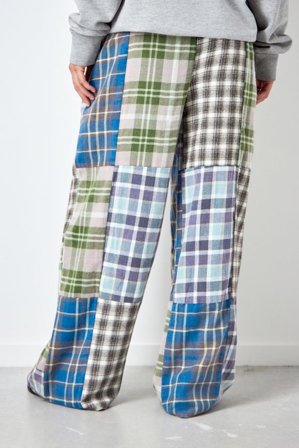 Vista de diapositivas: 3: Pantalones Patchwork Hechos De Retazos Urban Renewal