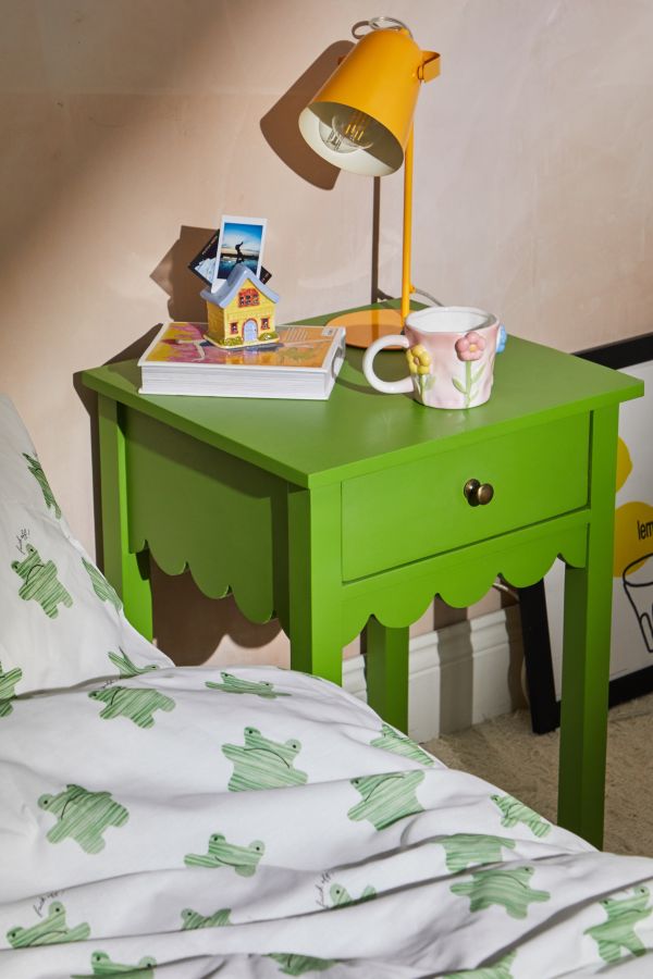 Slide View: 1: Primrose Nightstand