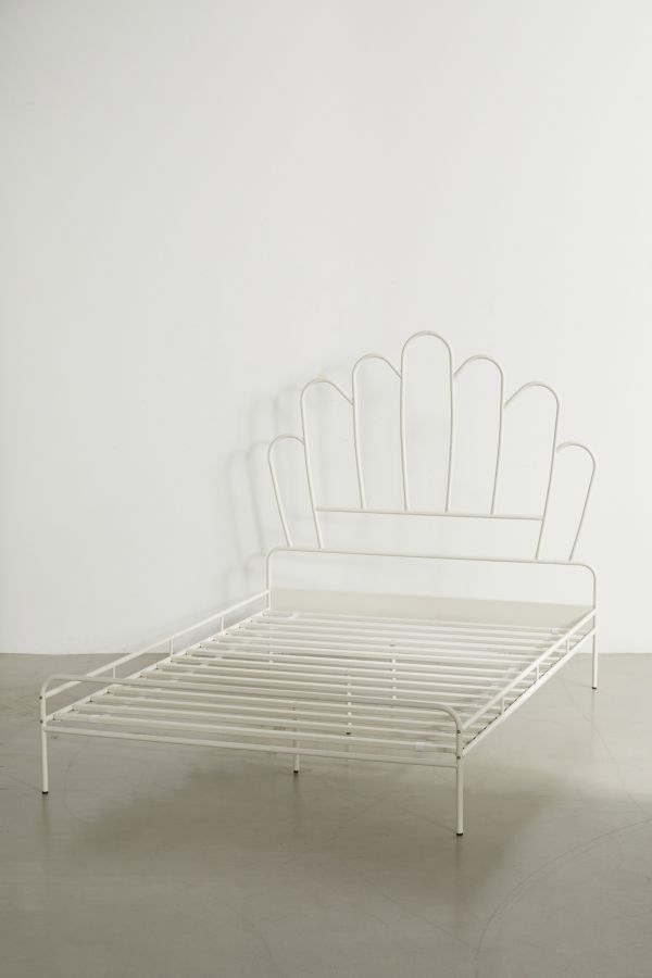 Slide View: 2: Scalloped King Bed 