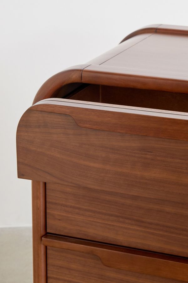 Slide View: 4: Marienne 6-Drawer Dresser