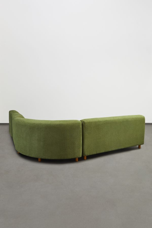 Slide View: 6: Analise Sectional L-Shaped Sofa 