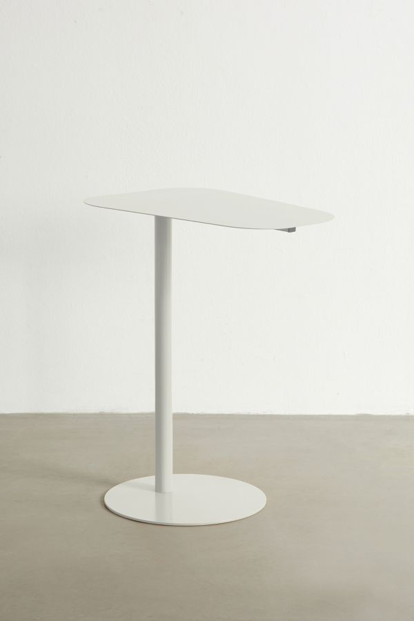 Slide View: 2: C-Side Table