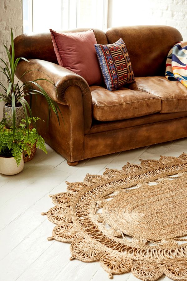 Ovaler Teppich Aus Jute Urban Outfitters De