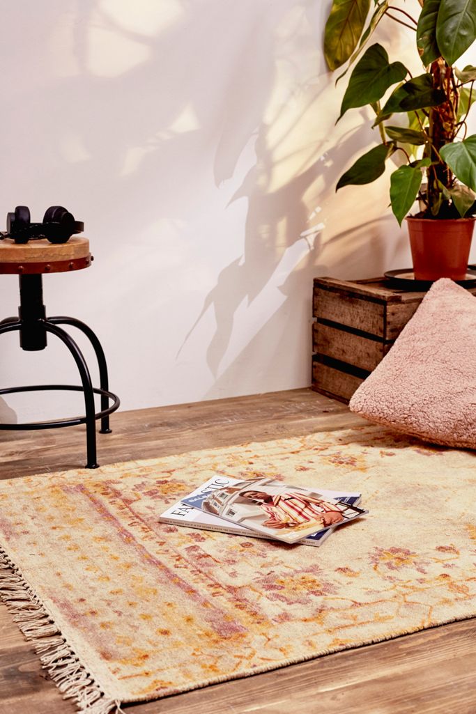 Aylla 3x5 Printed Chenille Rug Urban Outfitters UK