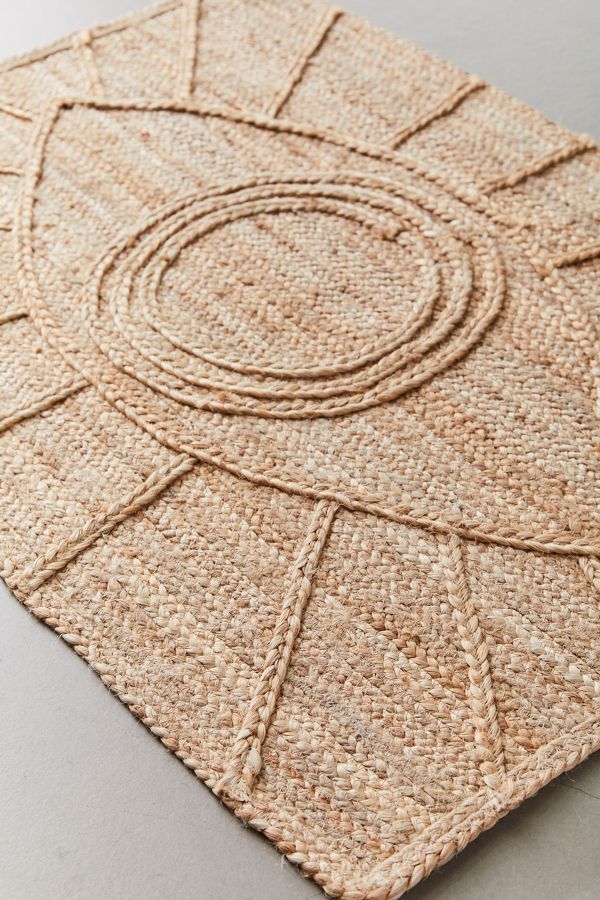 Geflochtener Jute Teppich Eye Urban Outfitters De