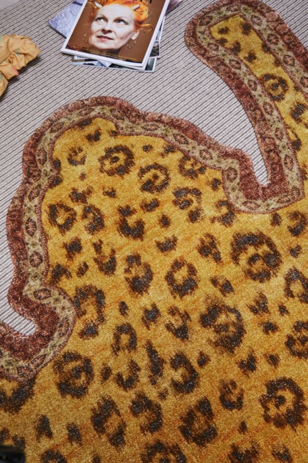 Slide View: 2: Leonore 5x7 Rug