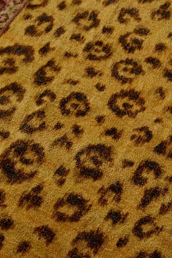 Slide View: 4: Leonore 5x7 Rug