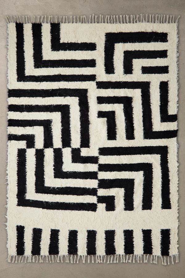 Slide View: 2: Black & White Asher 5x7 Rug