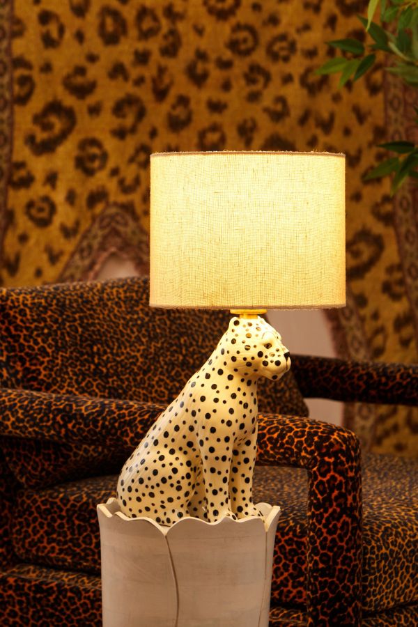 Slide View: 2: Snow Leopard Lamp