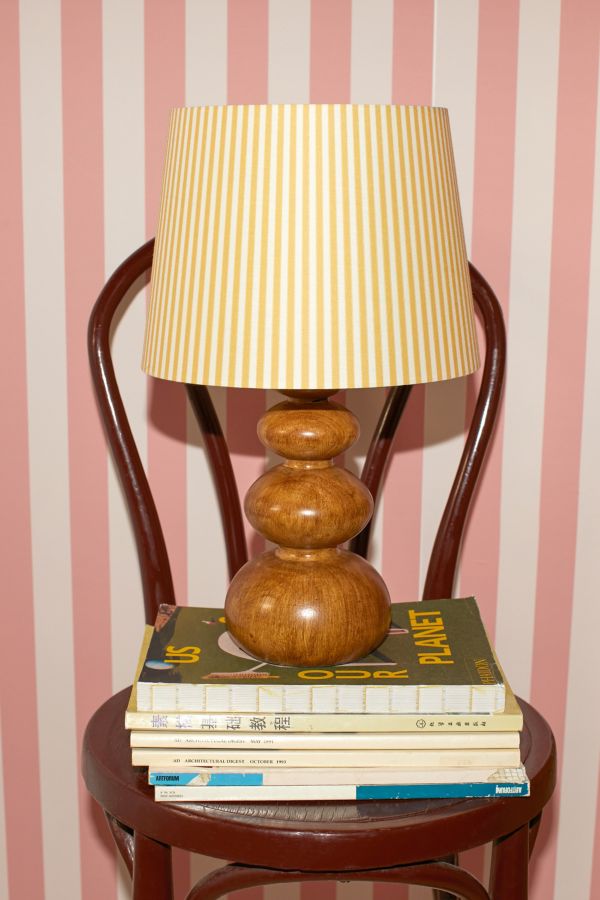 Slide View: 2: Willow Table Lamp