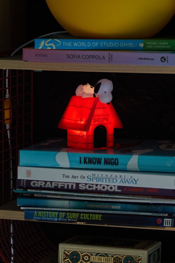 Slide View: 1: Peanuts Snoopy House Light