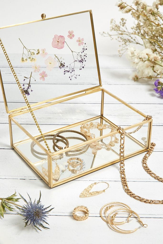 Großes, quadratisches Schmuckkästchen mit gepressten Blumen | Urban