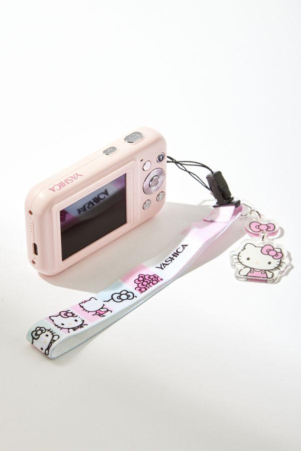 Slide View: 4: Appareil photo numérique YASHICA x Hello Kitty