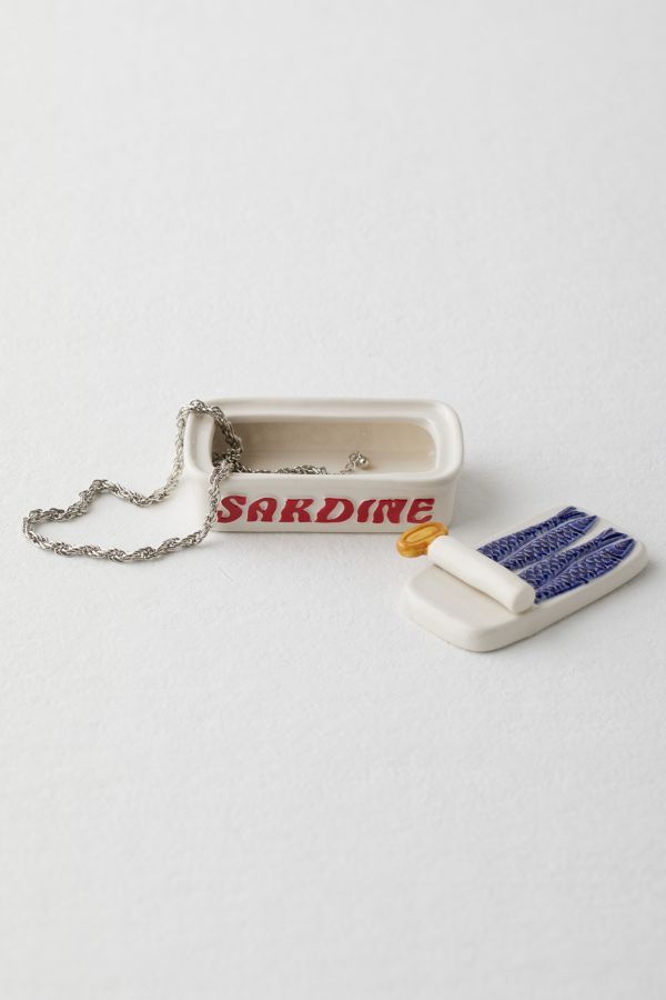 Slide View: 4: Sardine Trinket Box