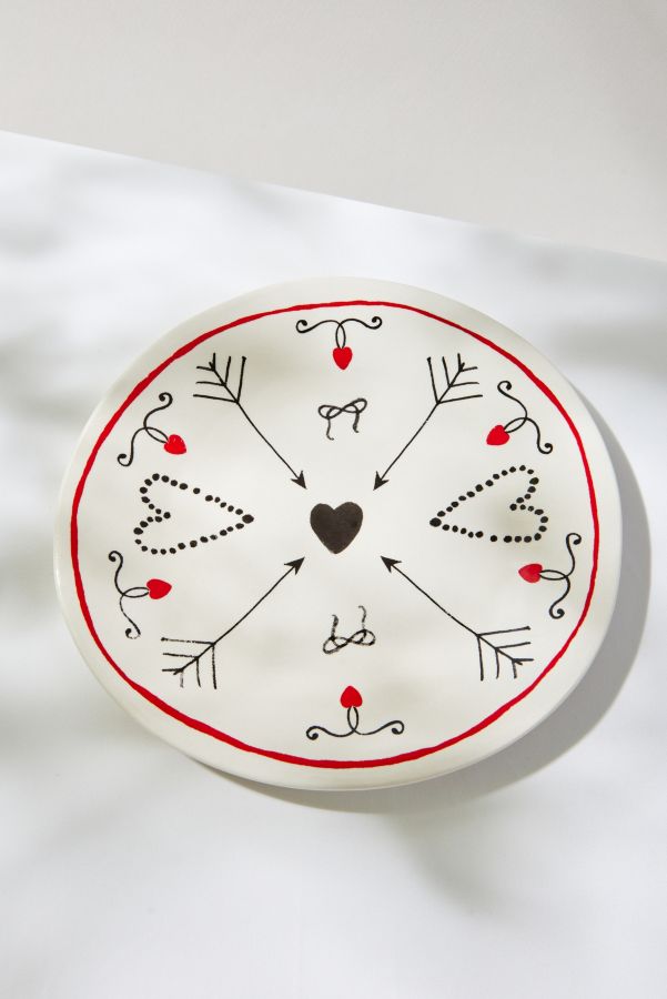 Slide View: 1: Whimsical Arrow Heart Plate