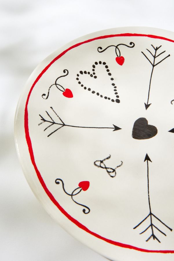 Slide View: 2: Whimsical Arrow Heart Plate