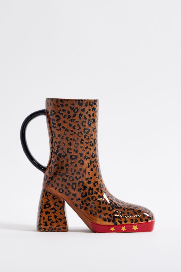 Slide View: 1: Leopard Print Platform Boot Mug 